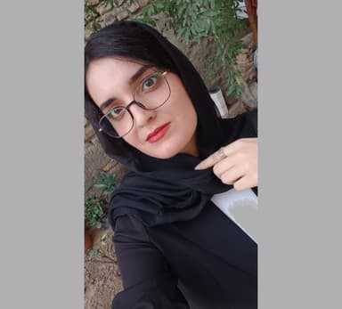 مینا فرجی